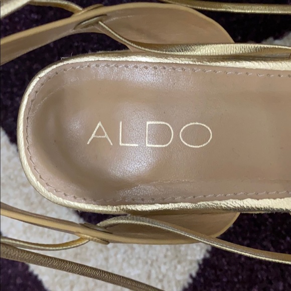 Platform lace up sandal - Picture 3 of 6